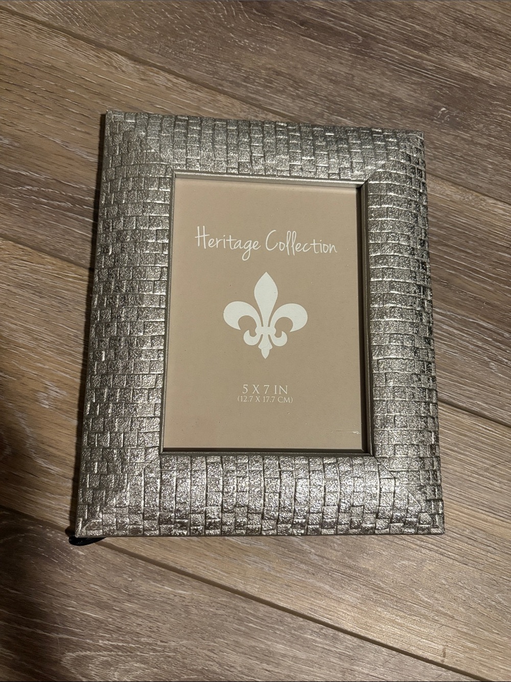 NIB Silver Textured Photo Frame - 5x7